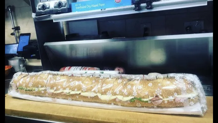 The Chicken Coop & Deli Picture 8