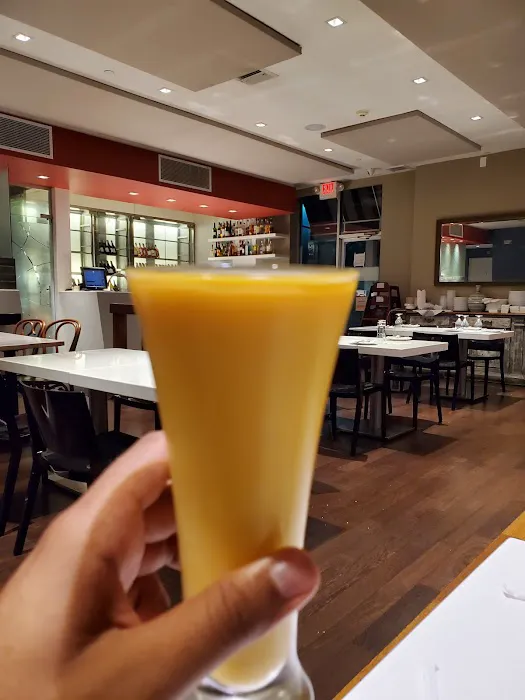 India Avenue Picture 6