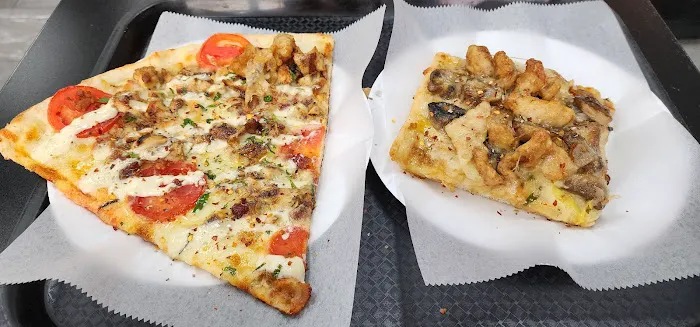 Planet Pizza of Greenwich Picture 4