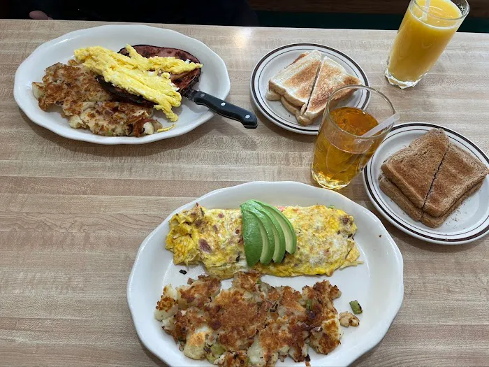 Plaza Restaurant Picture 6