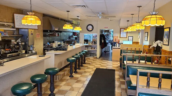 Plaza Restaurant Picture 7