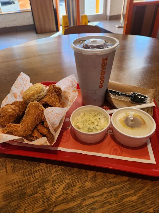 Popeyes Louisiana Kitchen Picture 9