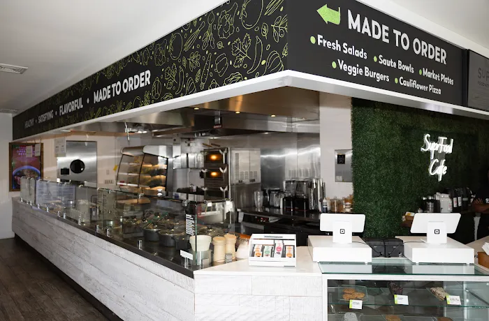 Supr Food Kitchen Picture 6