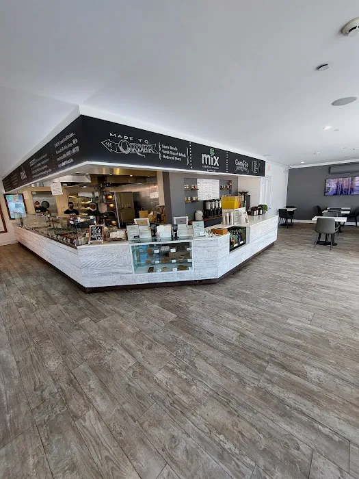 Supr Food Kitchen Picture 3