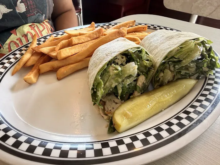 Darien Diner Picture 10