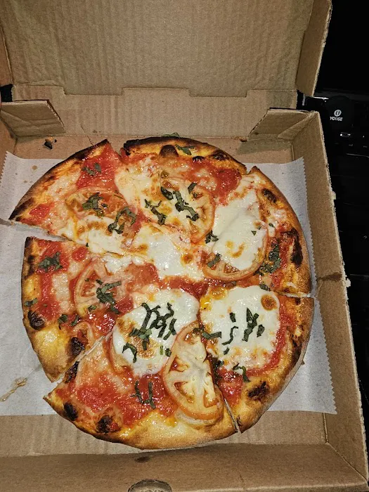 Ponza Italian Kitchen & Pizza Picture 10