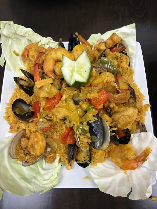 Mami's Latin Cuisines Restaurant Picture 9