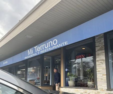 Mi Terruno Restaurant