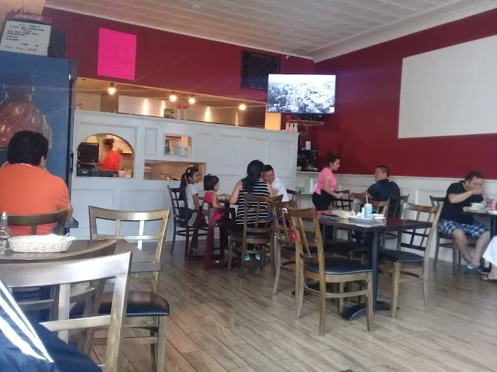 Mamá Rosa's Latín and American Grill Picture 8