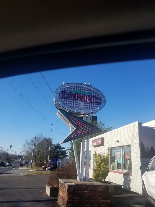 Post Road Diner Picture 8