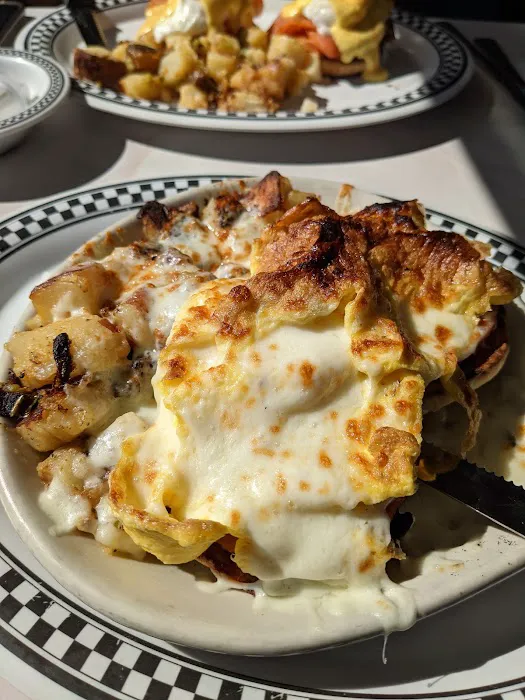 Post Road Diner Picture 4