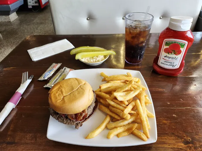 Silver Star Diner Picture 8