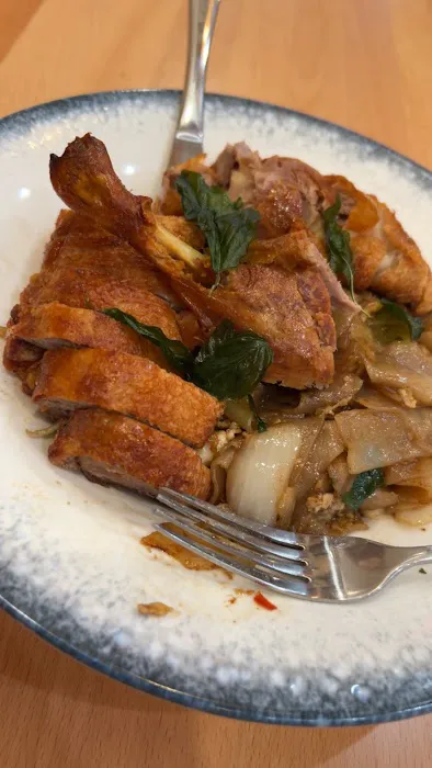 Khing Thai Eatery Picture 5