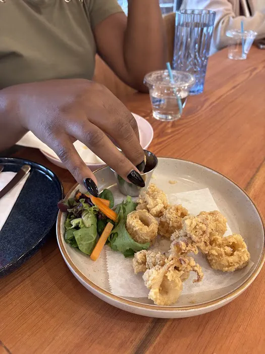 Khing Thai Eatery Picture 8