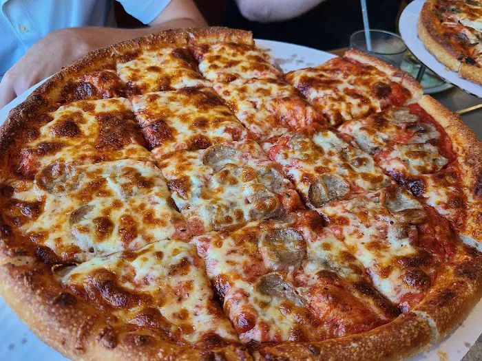 Hope Pizza Restaurant Picture 9