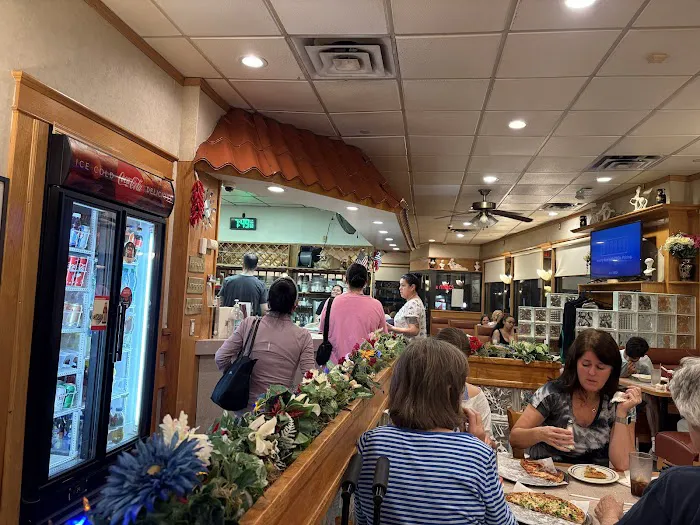 Hope Pizza Restaurant Picture 7