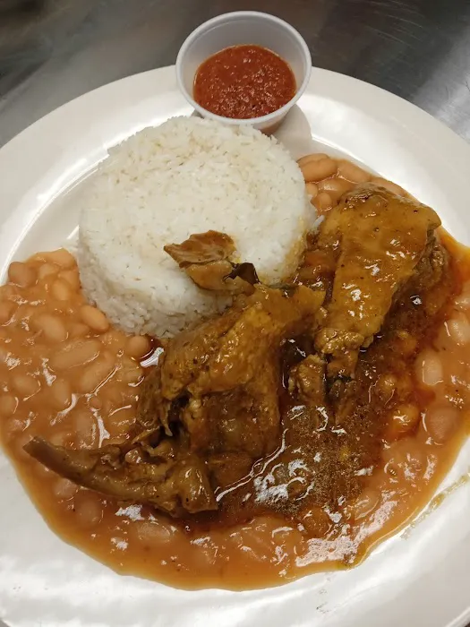 Micaela Restaurant Bar Picture 4