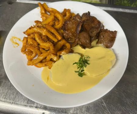 Micaela Restaurant Bar