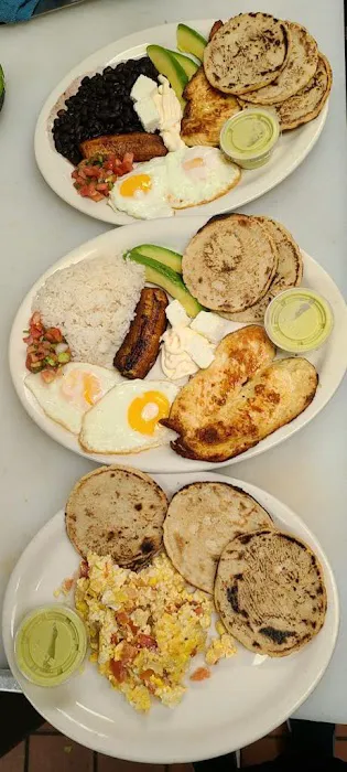 Tikal Deli - Sabor Guatemalteco & Comida Latina Picture 2