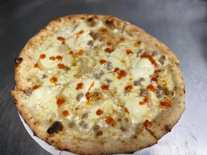 JJB Wood Fire Pizza & Pasta Truck Picture 1