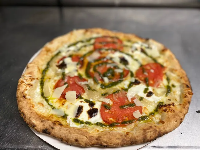 JJB Wood Fire Pizza & Pasta Truck Picture 3