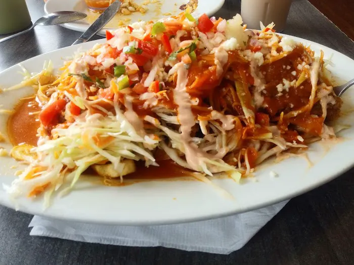 El Sabor Salvadoreño Picture 4