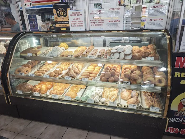 Memo's Restaurant & Bakery Picture 6