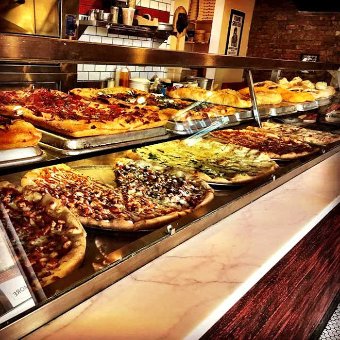 Bronx House Pizza Picture 2