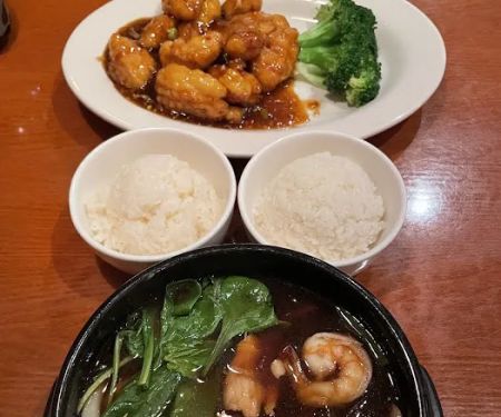 Kiku Sushi Asian Fusion