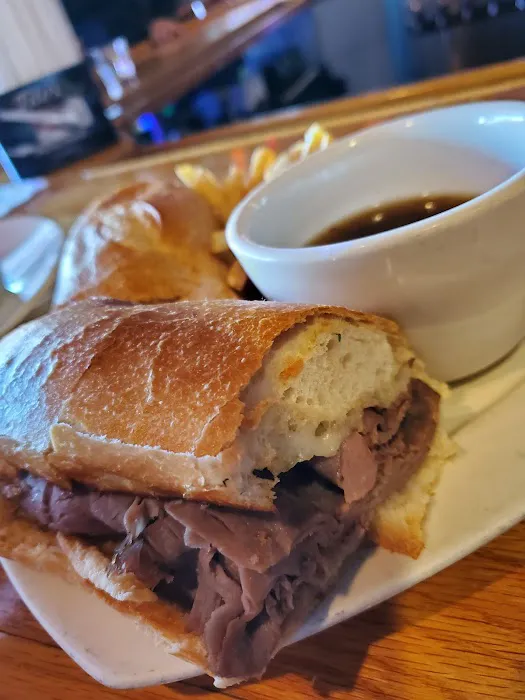 Vinny's Backyard Restaurant and Bar Picture 6