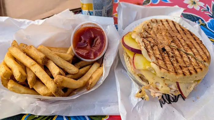 Firehouse Deli Picture 5