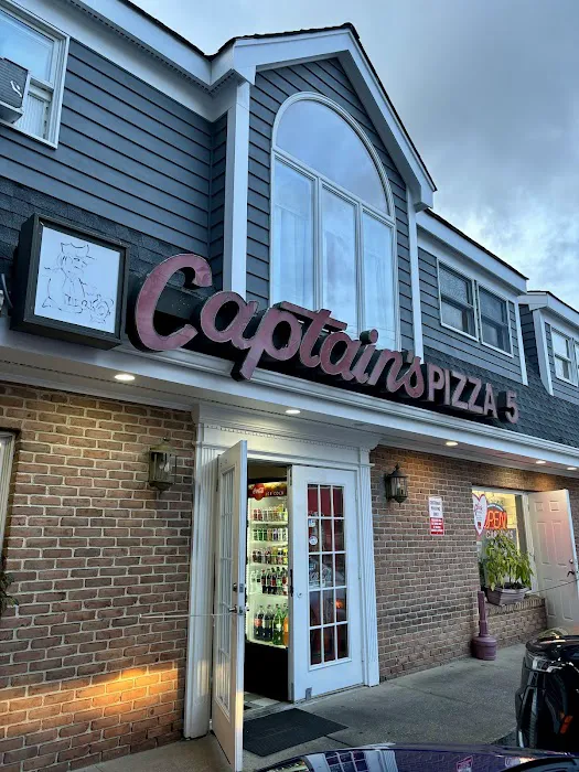 Captain's Pizza Picture 6
