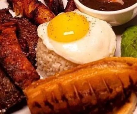 Los Hermanos Coffe and taqueria