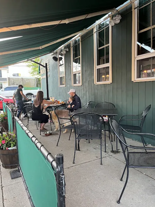 Archie Moore's Bar & Restaurant Picture 3