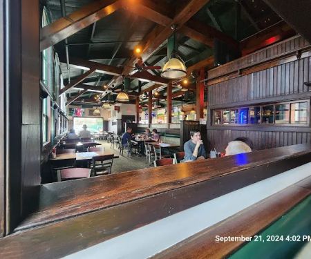 Archie Moore's Bar & Restaurant