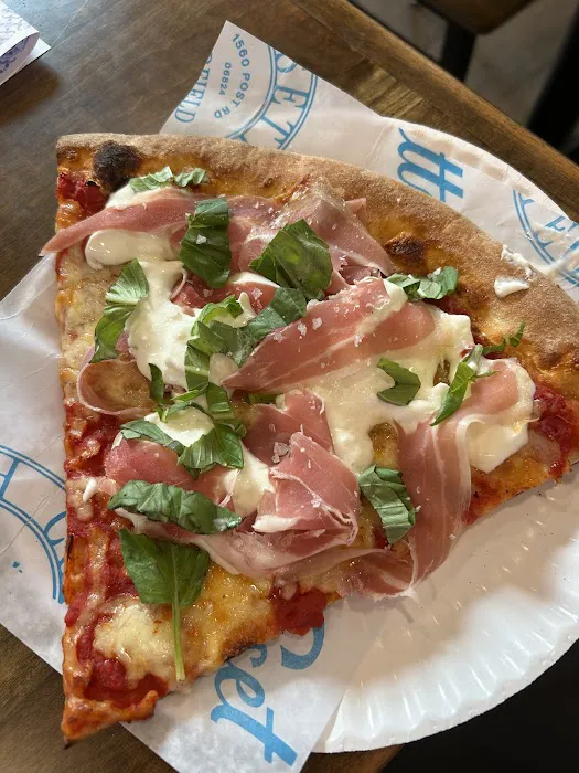 Cosetta Pizzeria and Paninoteca Picture 8