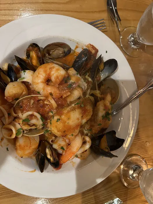 Luigi's Restaurant Picture 7