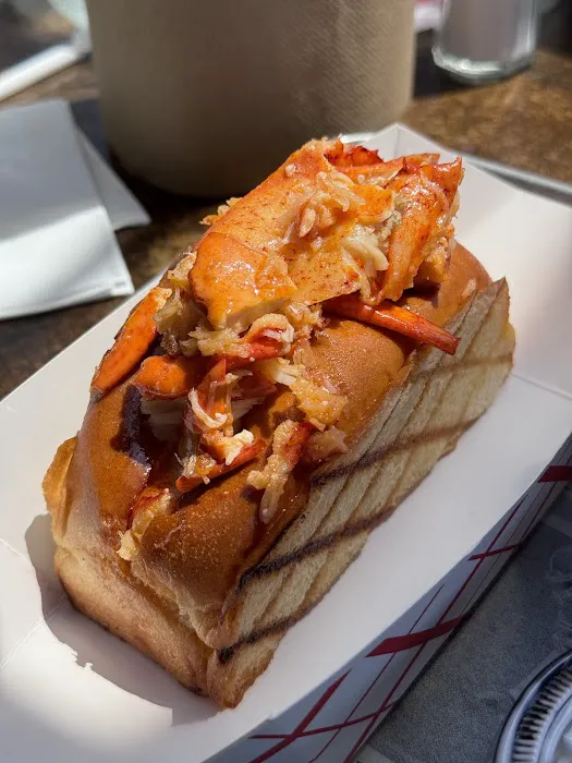 Mr. Crab Seafood & Bar Picture 2