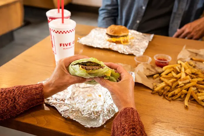Five Guys Picture 6