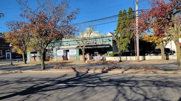 Brennan's Shebeen Irish Bar and Grill Picture 5