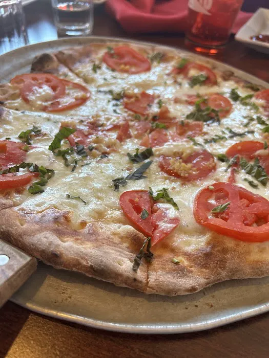 Fire Engine Pizza Co Picture 2