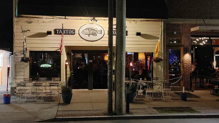 Tautog Tavern Picture 4