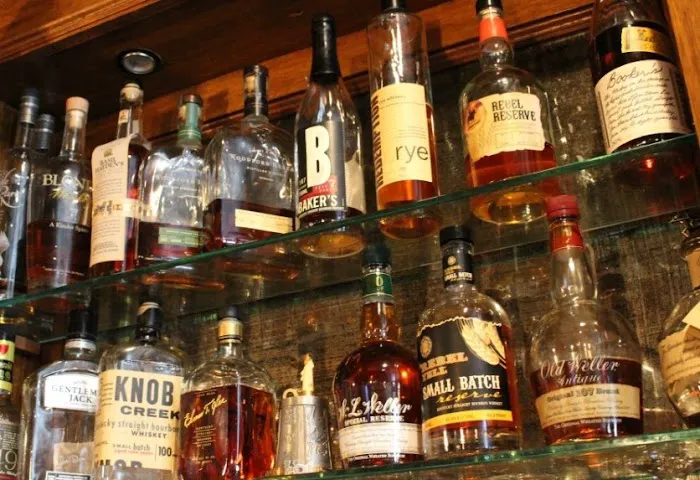 Tautog Tavern Picture 9