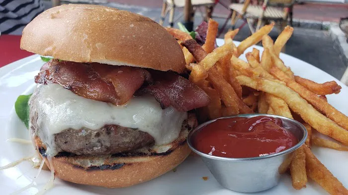 Luc's Café Picture 8