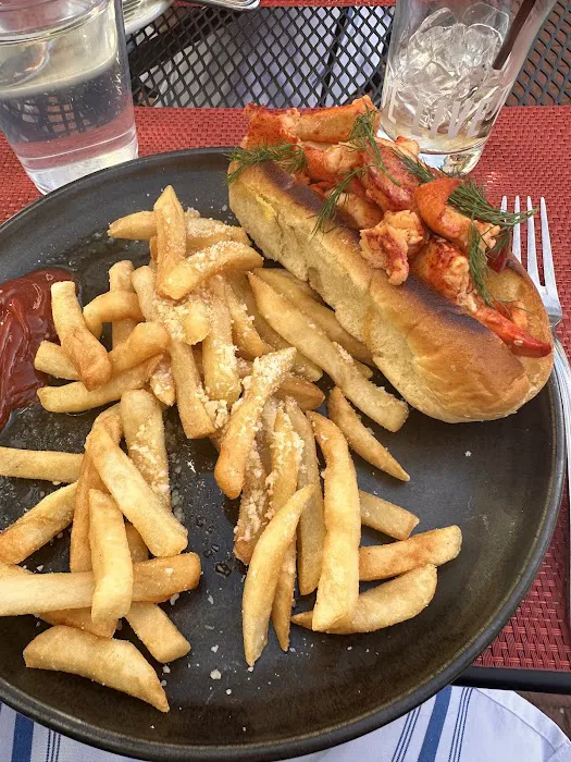 The Lantern Picture 5