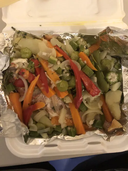 4 Seasons Jerk Center Picture 5