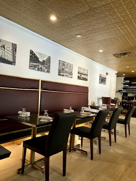 29 Markle Ct Restaurant Picture 9