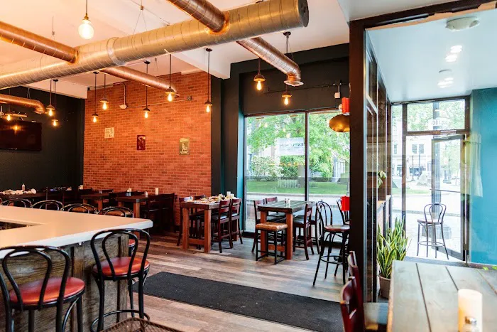 Brick & Barrel Picture 3