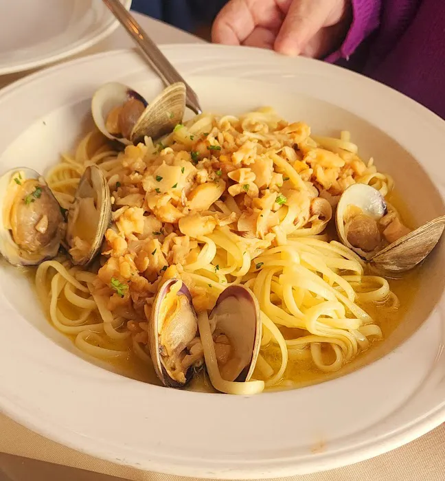 Ralph 'n' Rich's Picture 9