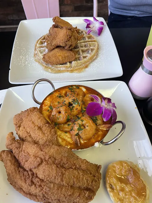 Queens Delight Cafe Picture 3